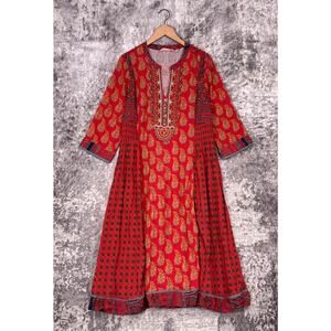 Soft Surroundings Phoenix Dress Medium Womens Embroidered 3/4 Sleeve Midi